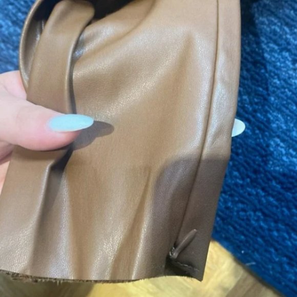 FAUX LEATHER LEGGINGS - Picture 4 of 5